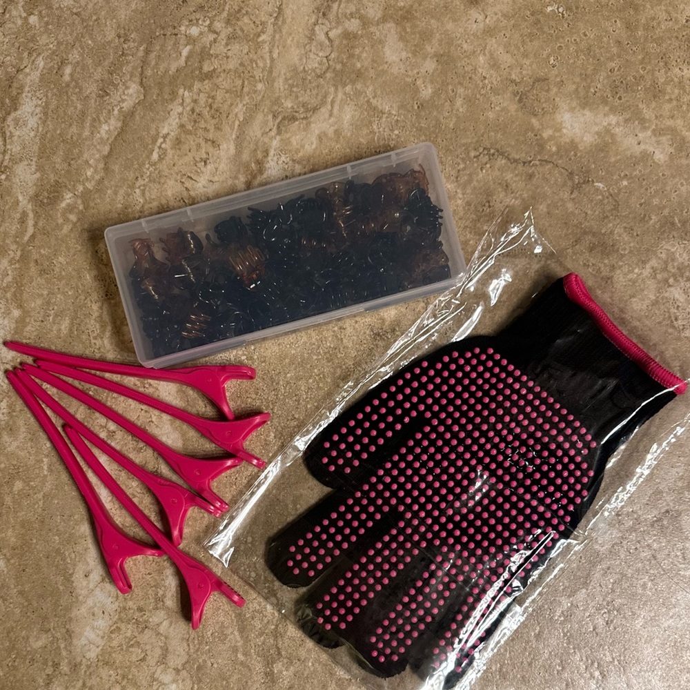 New! Hair Accessories-Never Used (Clips & Glove)